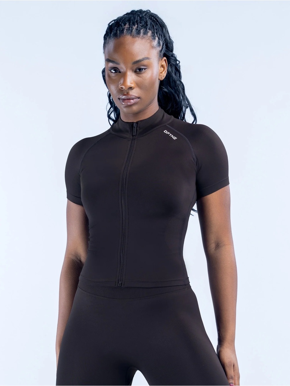 Dfyne Dynamic Short Sleeve Zippy